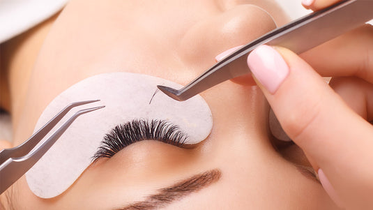 5 Common Mistakes Beginner Lash Artists Should Avoid