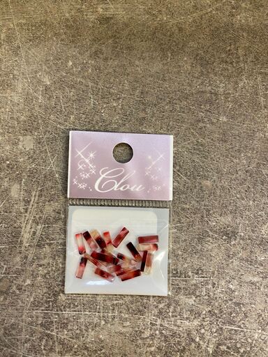 Clou Rectangle Red 20pcs