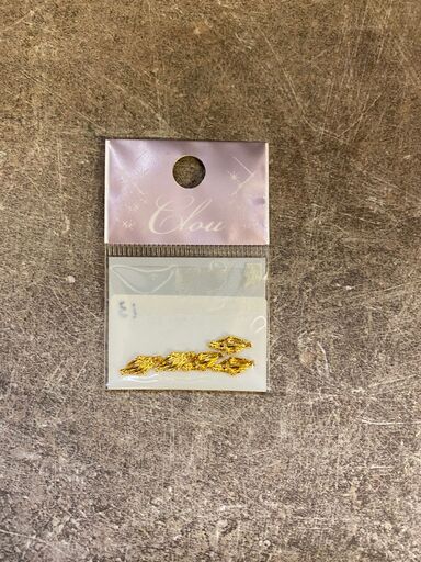 Clou Studs Virgin Mary Gold